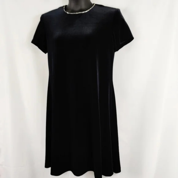 John Roberts Dresses & Skirts - John Robert's petite dress NWOT
